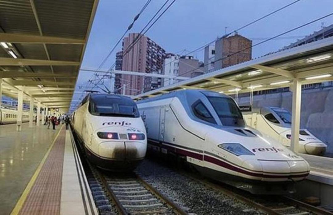 The Train Office Estudio 01 Alicante Esterno foto